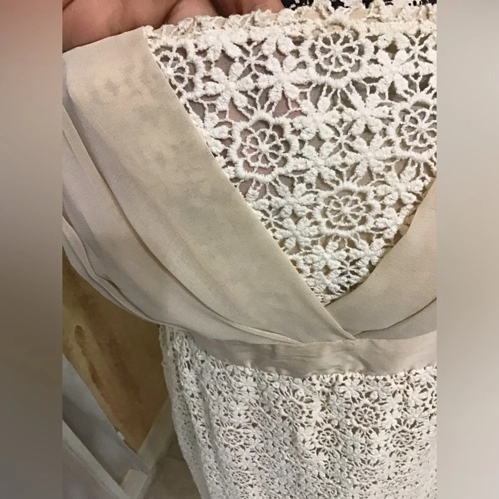 intimissimi Strapless Lace Overlay Dress in Cream - Picture 2 of 6